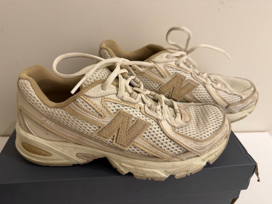 New Balance Обувки Бежови
