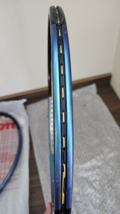 Професионална тенис ракета Wilson Ultra Pro V4 16×19  (305g) – Страхотно състояние!