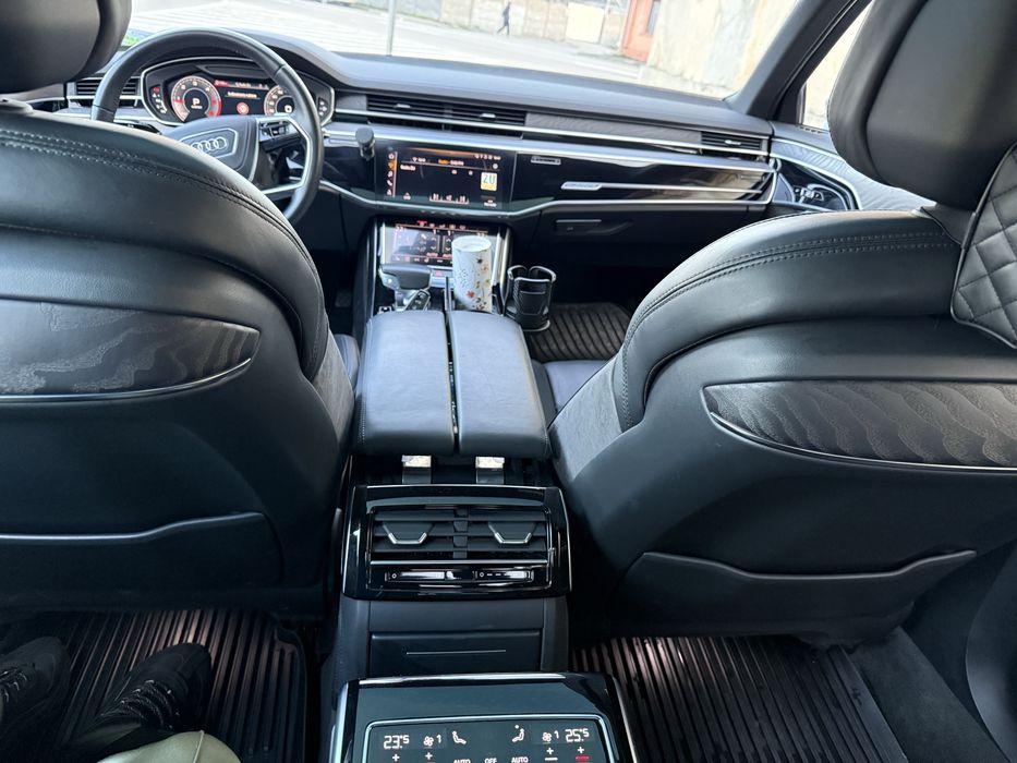 Vand Audi A8 /distronic+/masaj/bang&olufsen