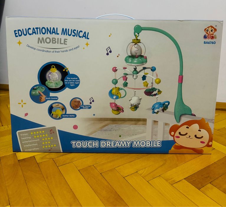 Carusel muzical patut bebelus