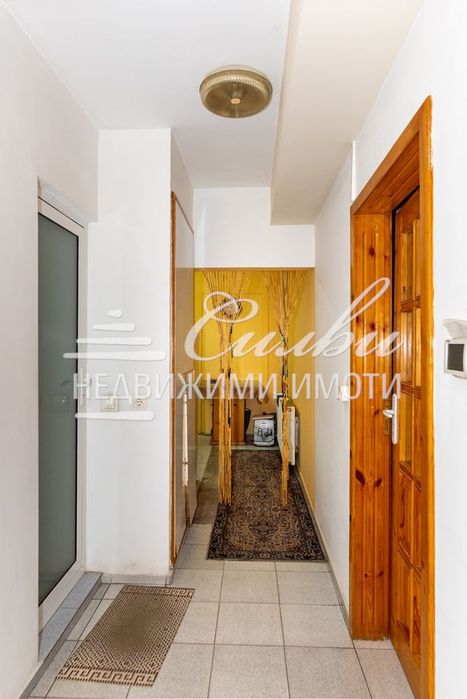 Продава се ОФИС в ЦЕНТРАЛНАТА ЧАСТ на града