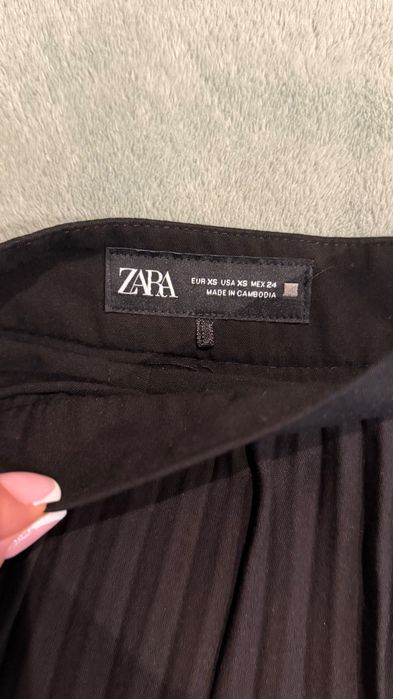 Дамска пола Зара