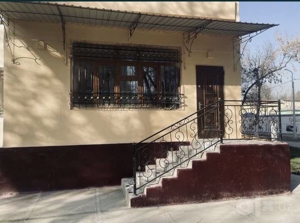 Срочно продается на Чиланзар 7 своя 2х комнатная квартира