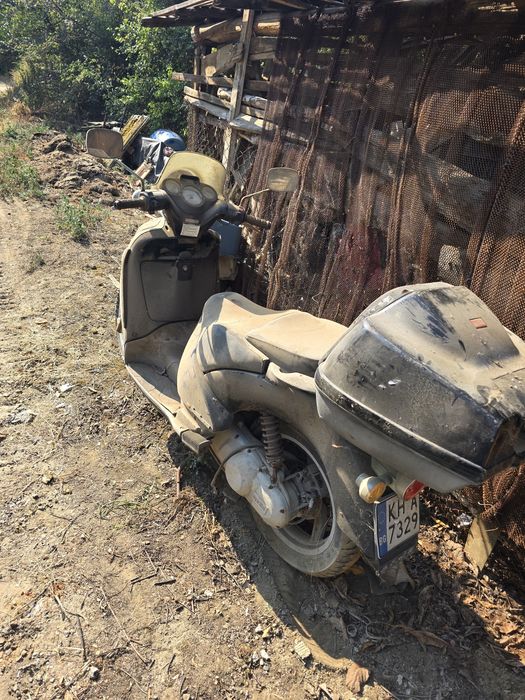 Aprilia Scarabeo 150 кубика