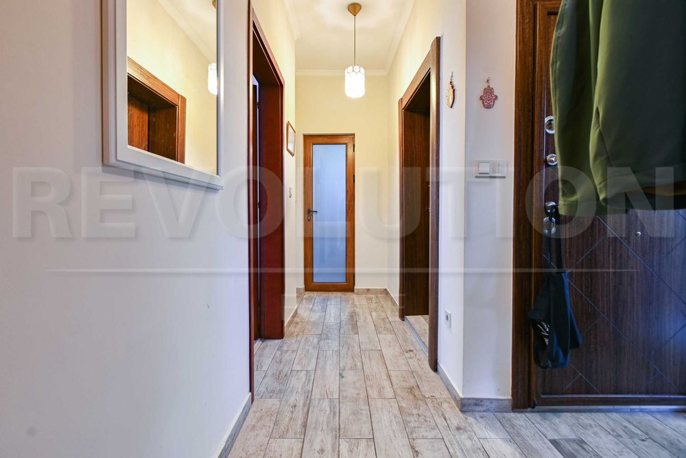 Продава се Тристаен апартамент в София, Изток - 149 кв.м за 1643 €/кв.м - Снимка #18