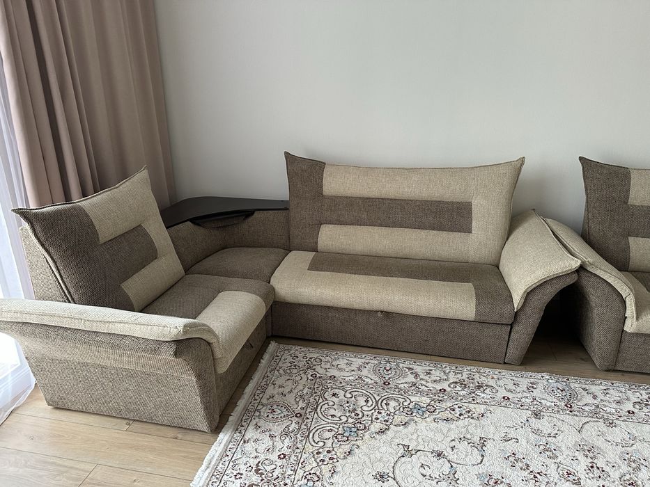 Угловой диван с креслом