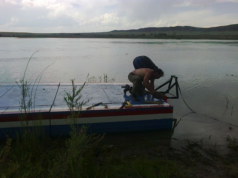 Плот для сплава по реке