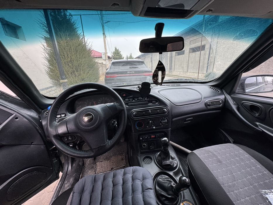 Chevrolet Niva 4x4 сотилади 2015й. срочно