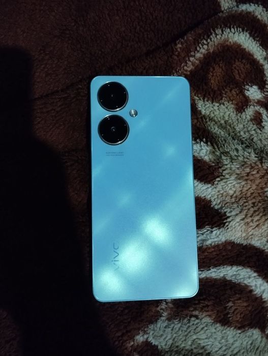 Vivo y27 idial  xotira 128/ 6+6