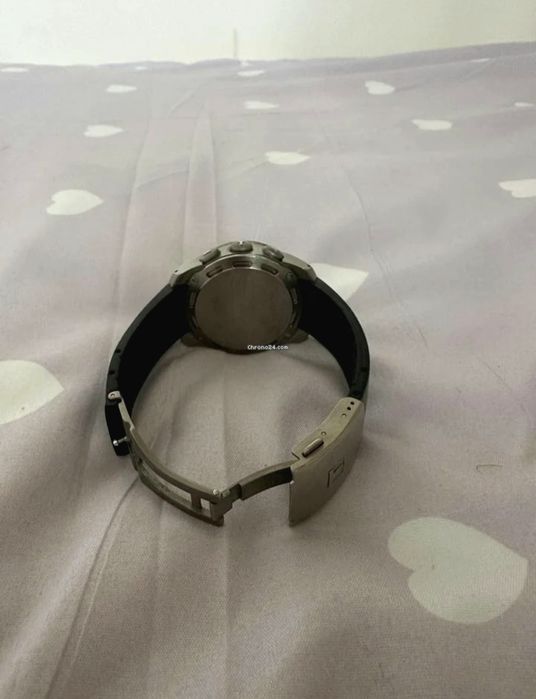 TISSOT  T touch  titan