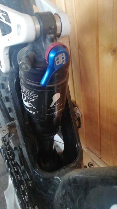 Велосипед Планински Shockblaze