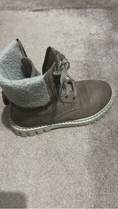 Ботинки-зима 38 р