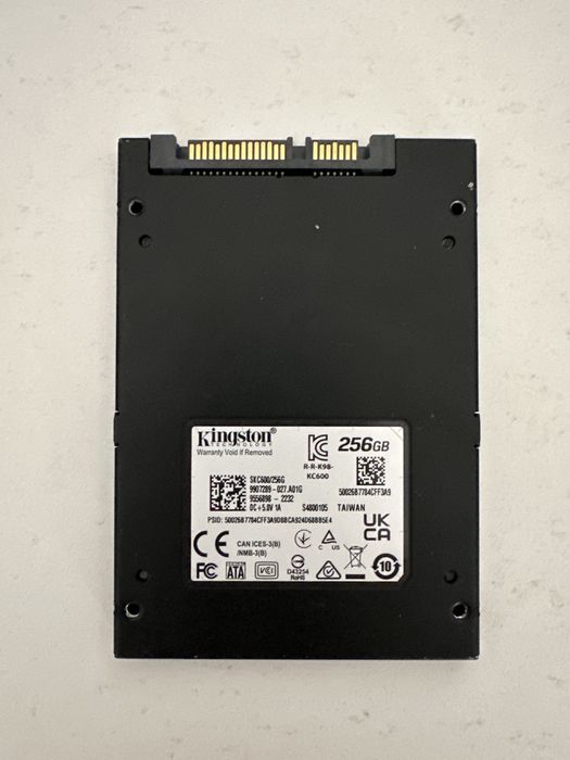 SSD Kingston SKC600 256 GB