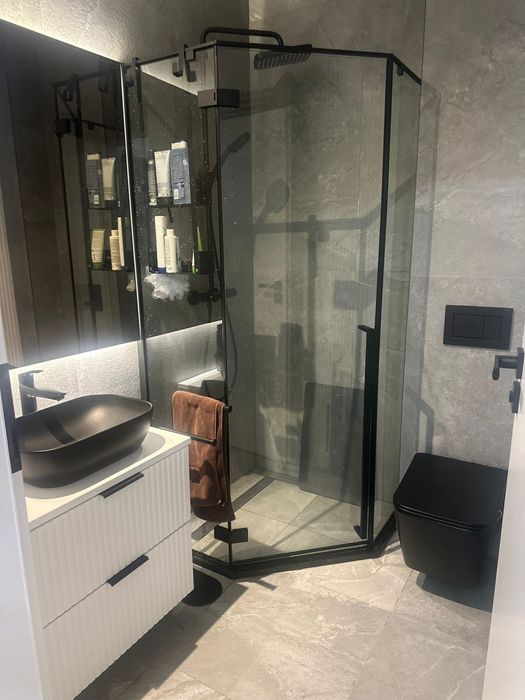 Vând apartament cu 3 camere în complex Apollo Residence