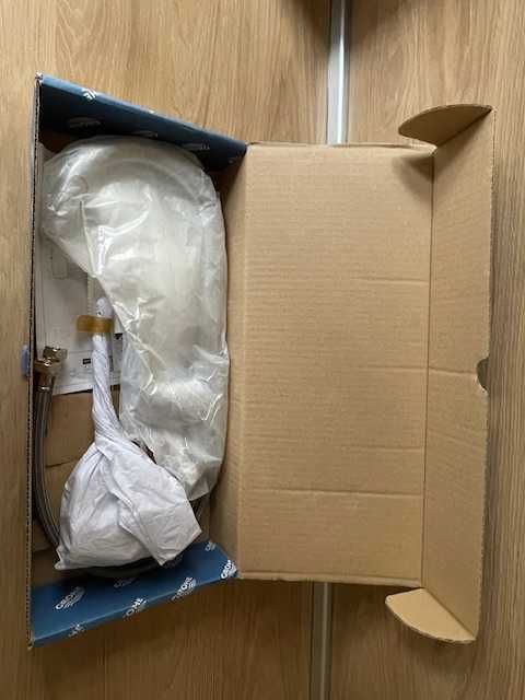 Grohe смесител за умивалник Euroeco 24272001