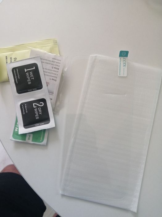 Калъфче, кейс+4 бр. стъклен протектор  за Iphone 12 pro max