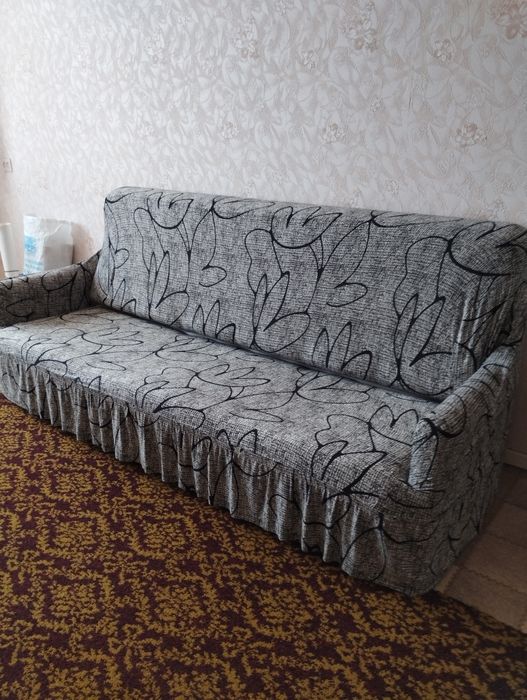 Мягкий уголок в спальню