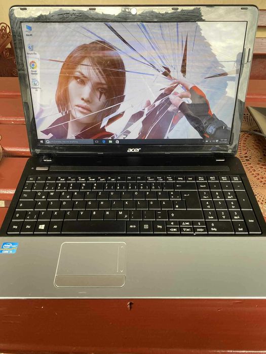 Laptopuri i3/i5/i7/AMD