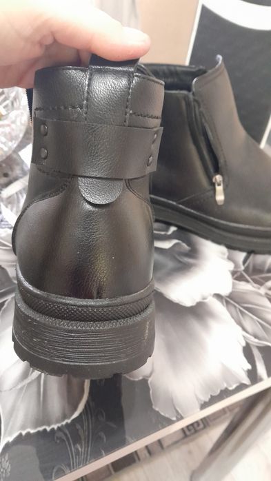 Продам Зимнии полусапожки