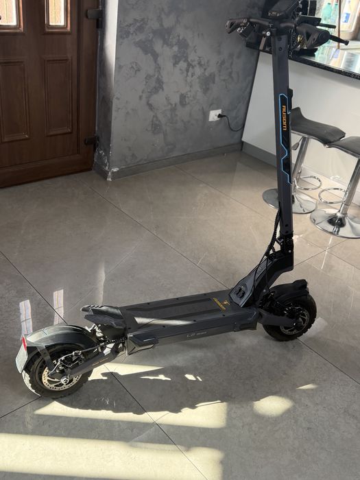 vând ausom l2 max dual motor