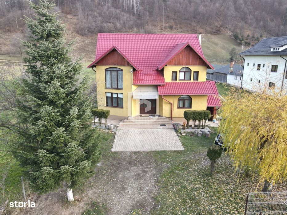 Casa cu 4 dormitoare | strada Manastirii | Gura Humorului