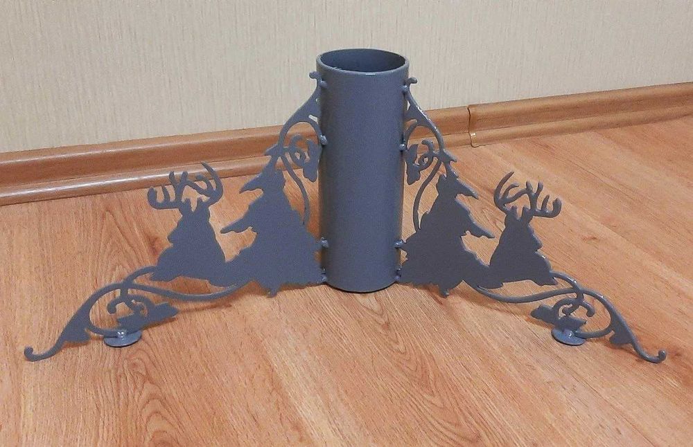 Подставки под елку.