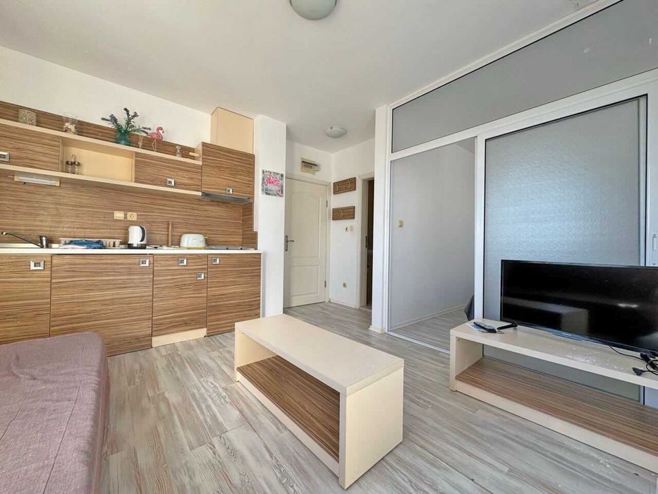 Продава се Двустаен апартамент в к.к. Слънчев бряг - 40 кв.м за 1413 €/кв.м - Снимка #3