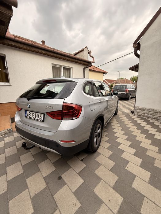 BMW X1 2014 — imagine 2