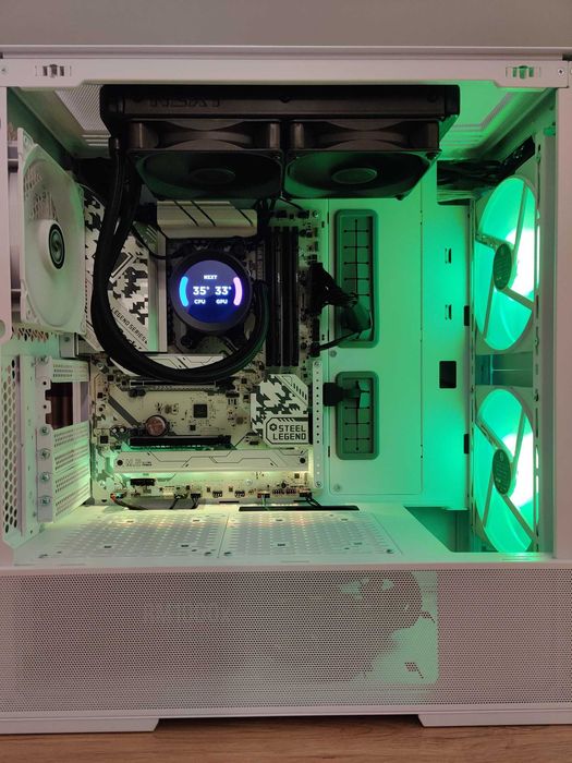 Геймърски компютър Ryzen 7800X3D 32GB RTX5070Ti