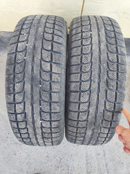 225/70/R16 пара зимние