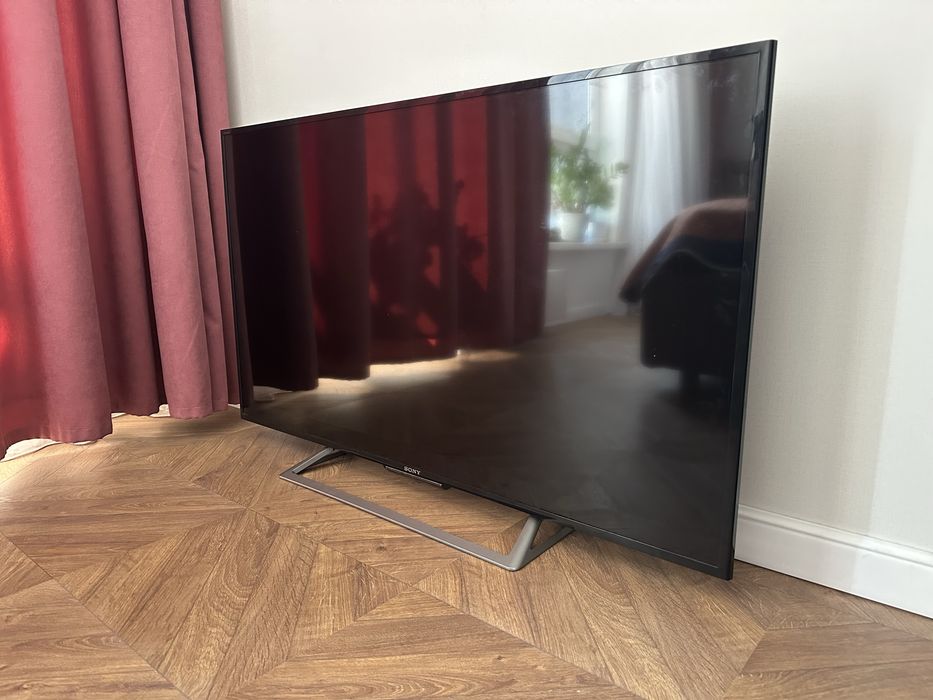 Продам телевизор Sony Bravia 48' (KDL-48R553C)