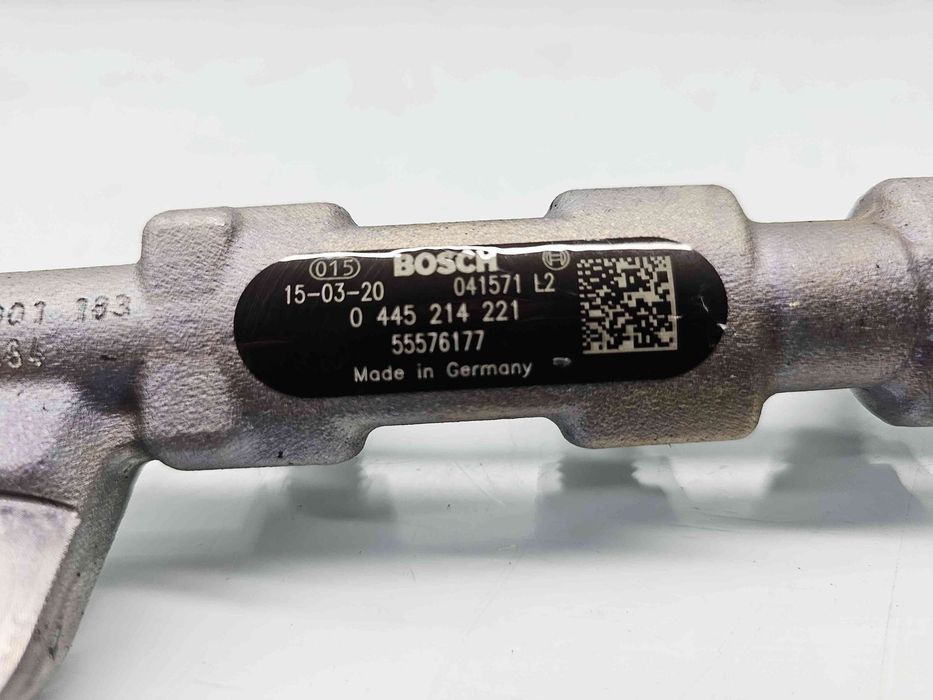 Rampa injectoare  Opel Astra J [Fabr 2009-2015] 55576177 2.0 CDTI A20D