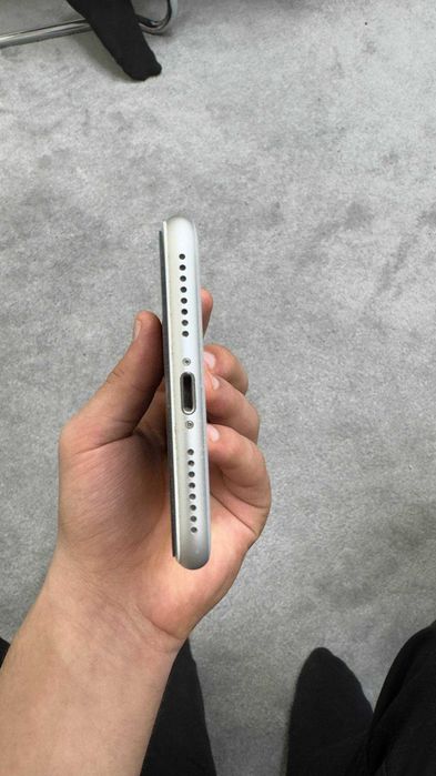 iPhone 8 PLUS 64gb  9/10