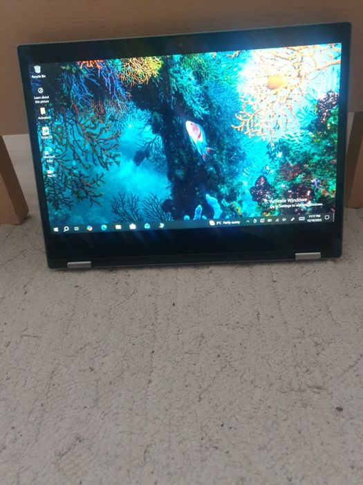 Laptop lenovo yoga 520,i5 a8a gen,8gb ram,ssd 180gb