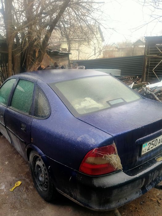 Продам Опель вектра б
