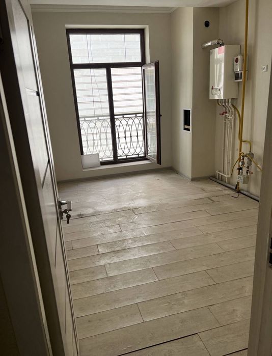 Oq Saroy Продается 2 комнатная квартира ремонт Паркентский, Макро