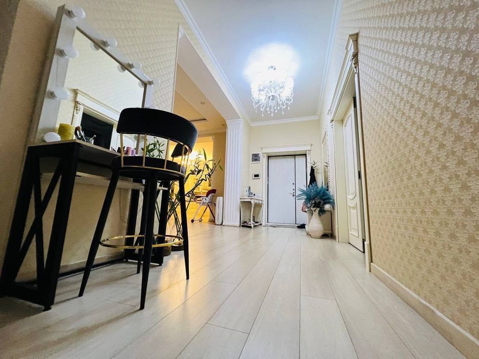 ЖК Новомосковская 3х-комнатная квартира 167квм