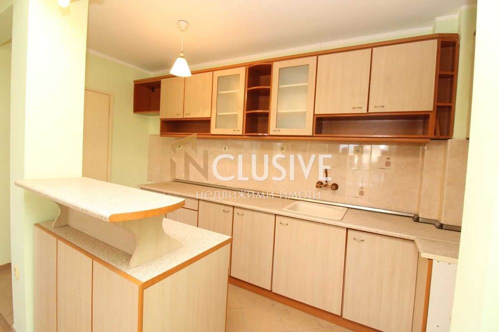 Продава се Тристаен апартамент в Пловдив, Каменица 1 - 100 кв.м за 1549 €/кв.м - Снимка #2