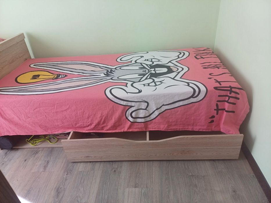 Продам кровать подростковую