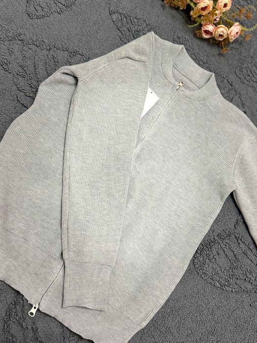 Продам женские вещи