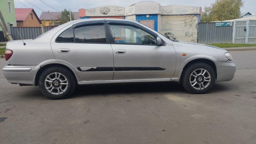 Ниссан Санни  2001