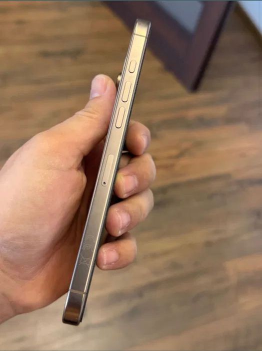 Iphone 16 Pro Max, 512GB, Desert Titanium