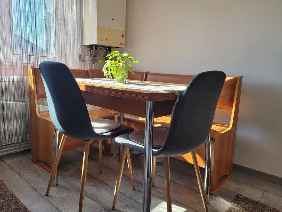 Set Coltar de bucatarie cu masa extensibila