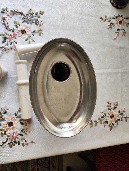 Продам запчасти на мясорубку