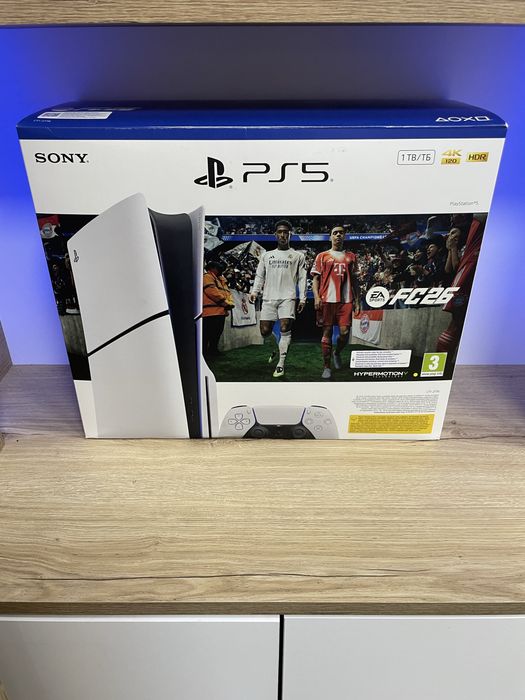 Consola PlayStation 5 (PS5) Slim, 1TB SSD, Nou