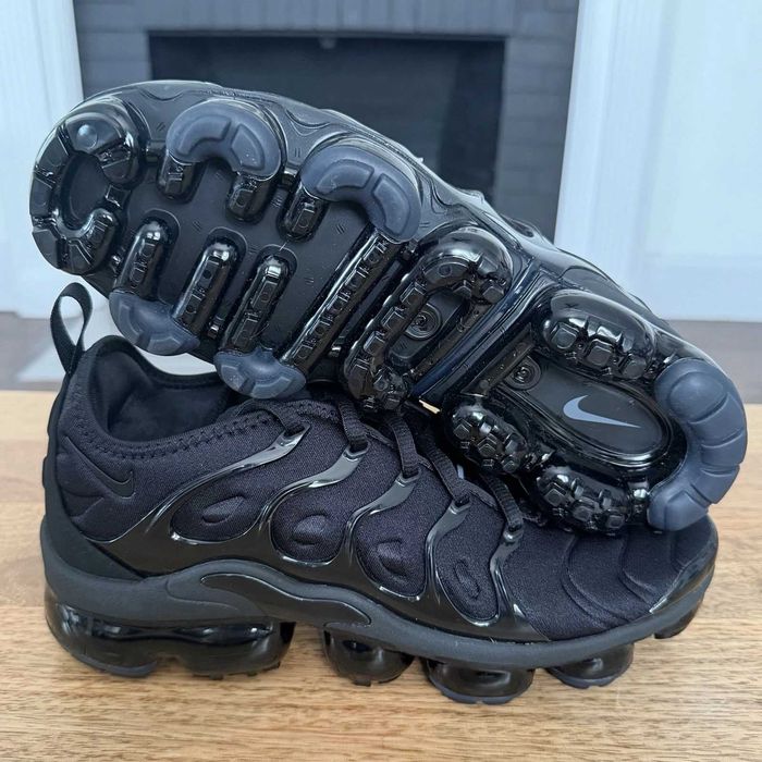 НОВИ! / NIKE / Air Vapormax / Plus Black