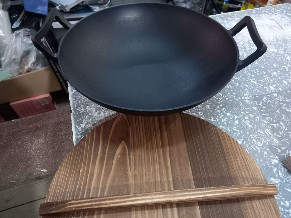 Wok fontă cu capac tradițional 37 cm x 10 cm