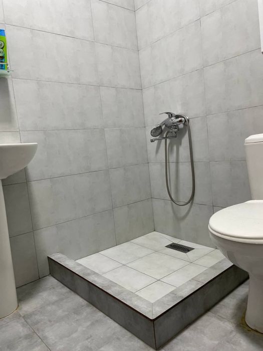 2 honali uy sotiladi