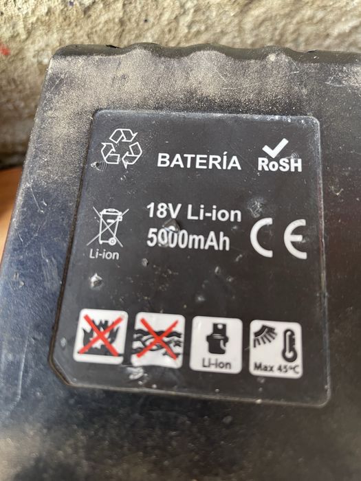 Acumulatori makita si bosch originali adusi din spania