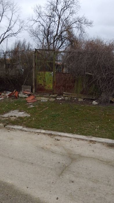 БЕЗ ПОСРЕДНИК се продава парцел с площ 2530 кв.м. в с. Константиново